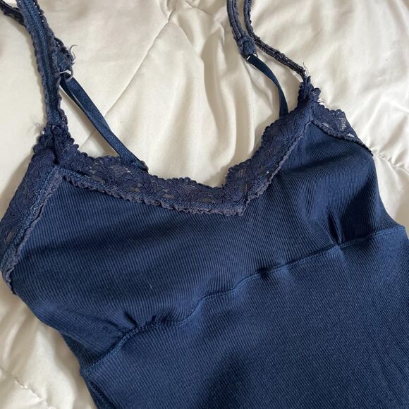 Vintage Y2K Navy Blue Lace Cami Tank Top from American Eagle Outfitters Size XS - Picture 3 of 6